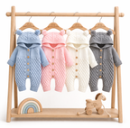 Combinaison Tricotée À Capuche Bébé